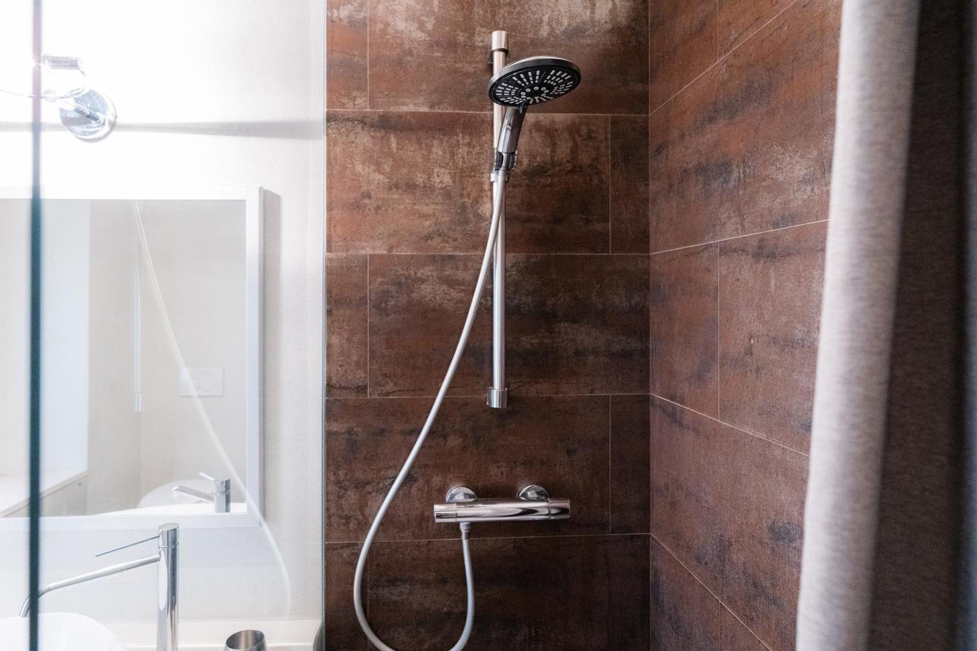 Appartamento Eleganza Design Corso Porta Garibaldi - 80 Mq